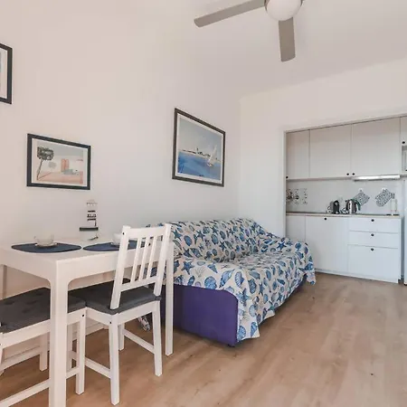 Eltufeto Apartment - Parking And Terrace Grado-Pineta Exterior photo